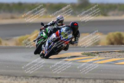 media/Oct-08-2022-SoCal Trackdays (Sat) [[1fc3beec89]]/Turn 14 (1050am)/